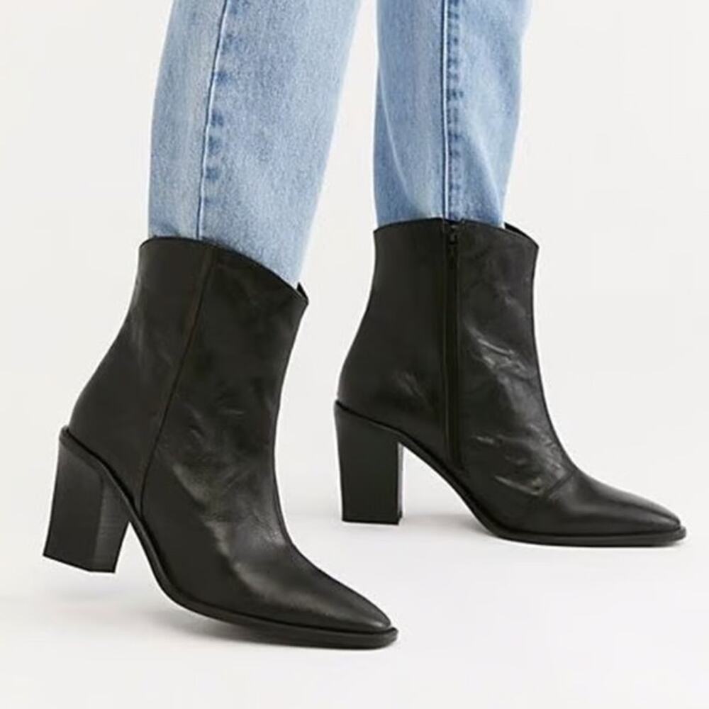 Free People Black Barclay Leather Western Ankle Booties Size 38